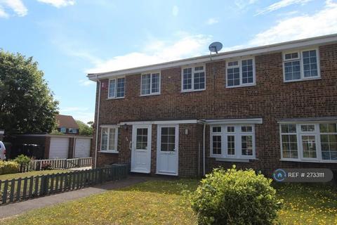 2 bedroom terraced house to rent, Ambassador Close, Christchurch, BH23