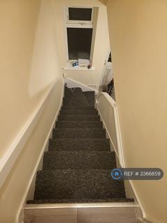 3 bedroom terraced house to rent, Carlyon Road, Wembley, HA0