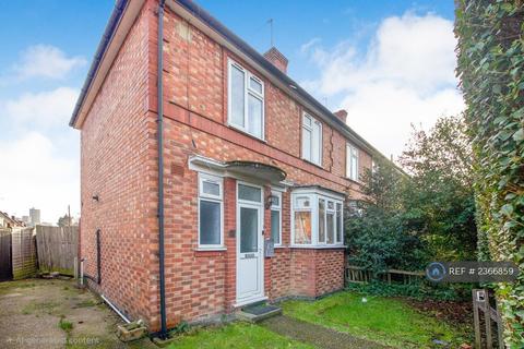 3 bedroom terraced house to rent, Carlyon Road, Wembley, HA0