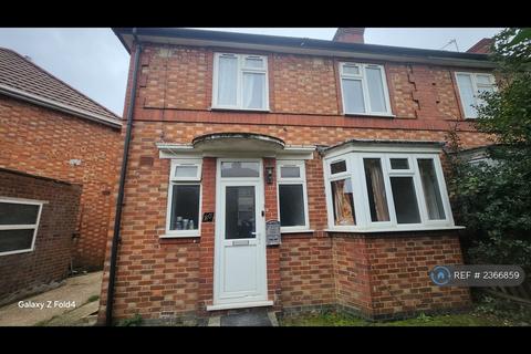 3 bedroom terraced house to rent, Carlyon Road, Wembley, HA0