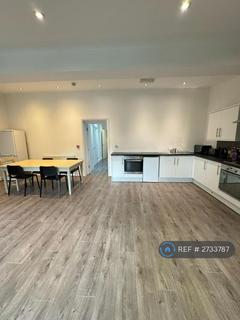 1 bedroom in a house share to rent, Chobham Road, London, E15