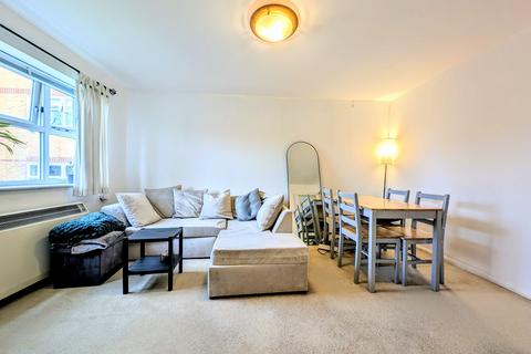 1 bedroom flat to rent, Massingberd Way, London