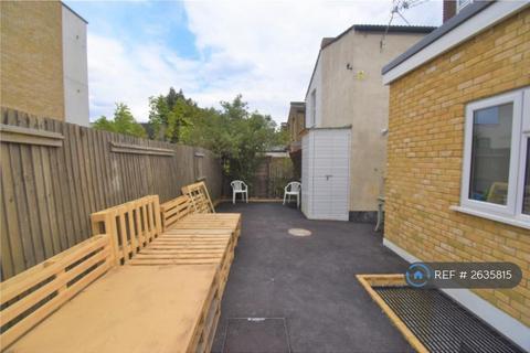 undefined, Engleheart Road, London, SE6