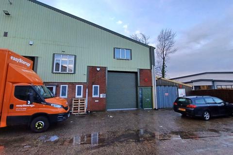 Warehouse to rent - Crow Arch Ln Ringwood BH24 1PD