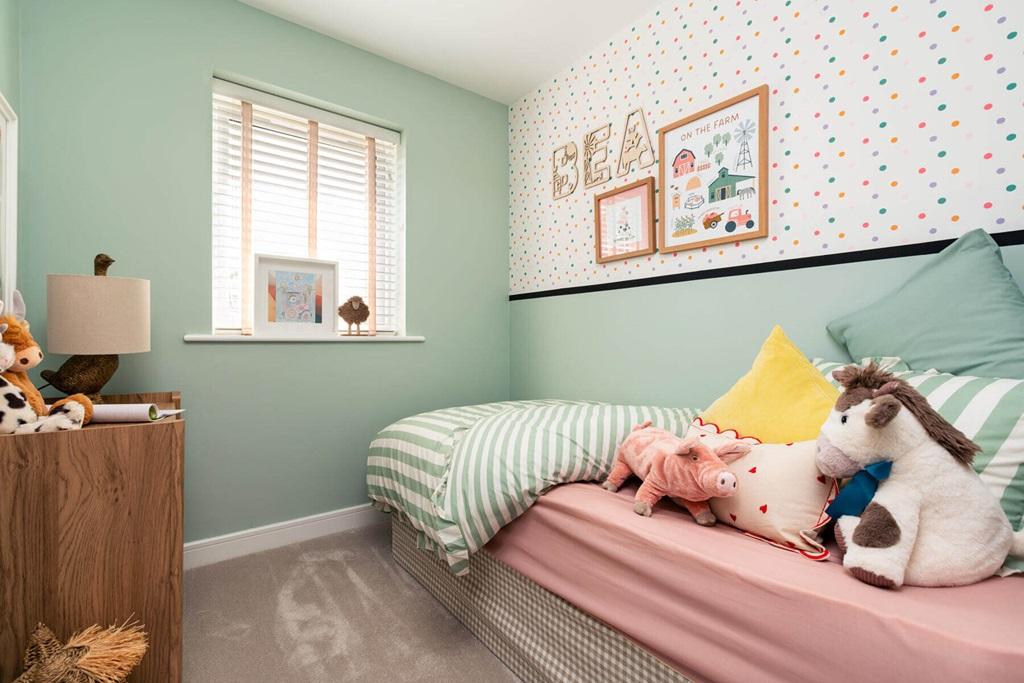 A third bedroom could also be used as a home...