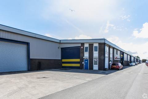 Warehouse to rent, St Andrews Rd Bristol BS11 9AG