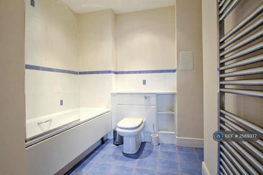 Main Bathroom
