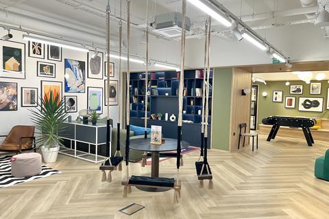 undefined, Great West Road