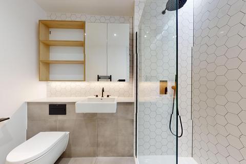 undefined, Great West Road