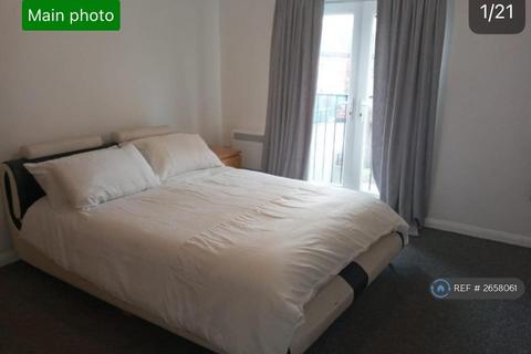 2 bedroom flat to rent, Caminada House, Manchester, M15