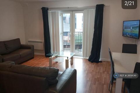 2 bedroom flat to rent, Caminada House, Manchester, M15