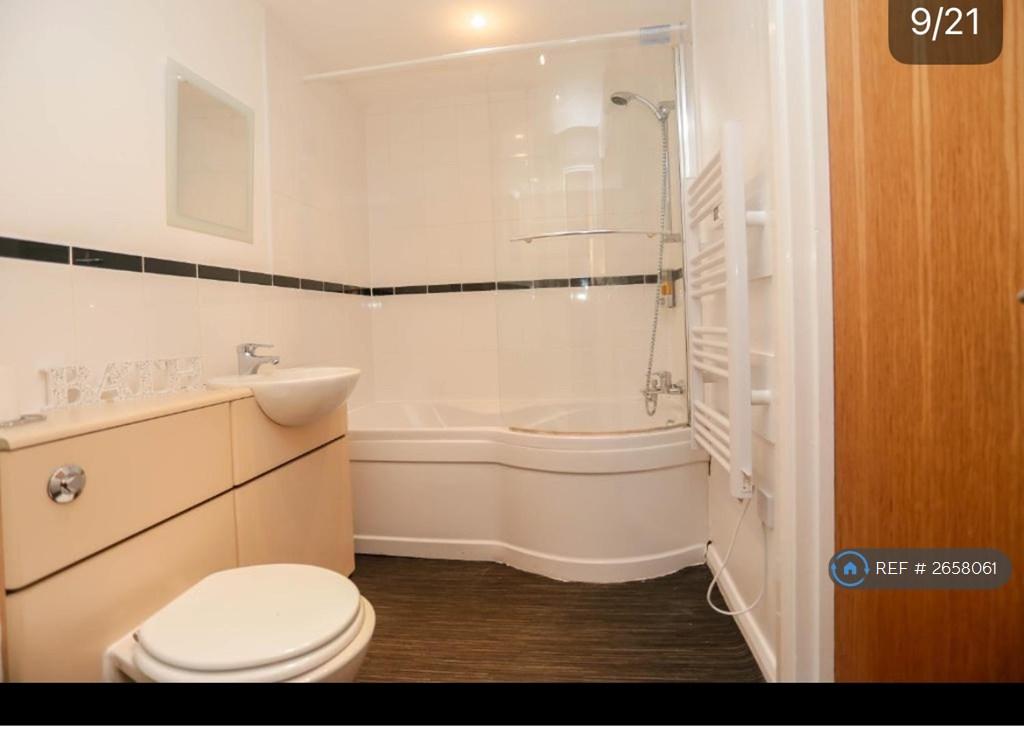 En Suit Bathroom