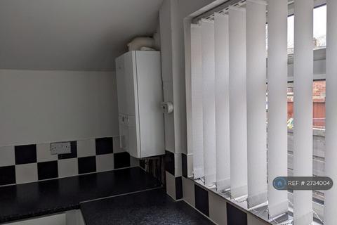 2 bedroom terraced house to rent, Bangor Street, Stockport, SK5