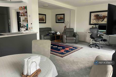 1 bedroom in a flat share to rent, Asturias Way, Southampton, SO14