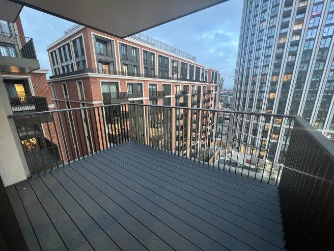 1-segrave-walk-w2-1bn-1022424