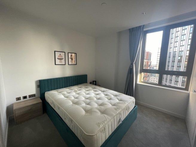 1-segrave-walk-w2-1bn-1022425