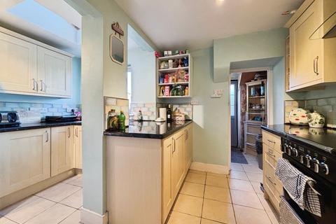 undefined, South Undercliff, East Sussex TN31