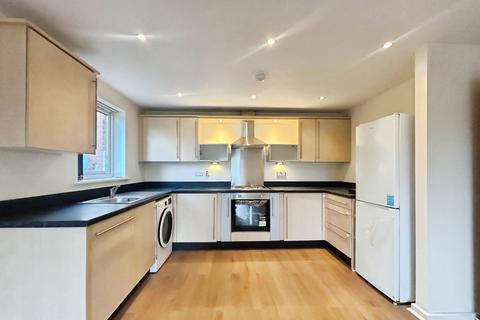2 bedroom apartment for sale, Elmira Way, Greater Manchester M5