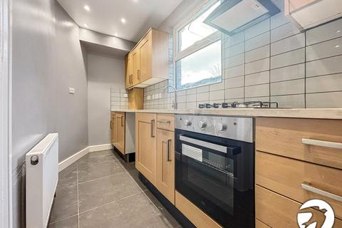 2 bedroom flat to rent, Loampit Hill, London, SE13