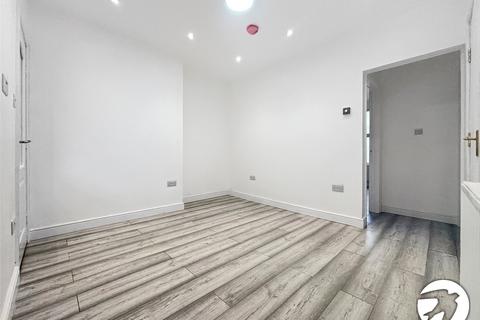 2 bedroom flat to rent, Loampit Hill, London, SE13