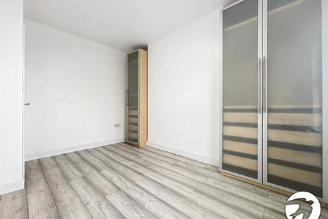 2 bedroom flat to rent, Loampit Hill, London, SE13