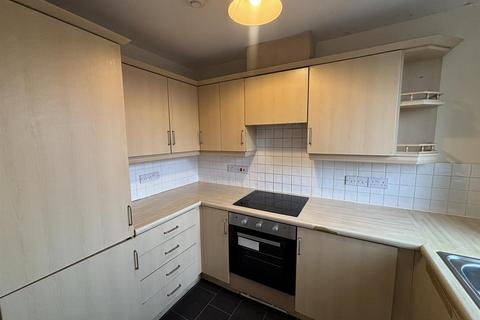 2 bedroom apartment to rent, Arosa Court, Wilmslow Road, Manchester