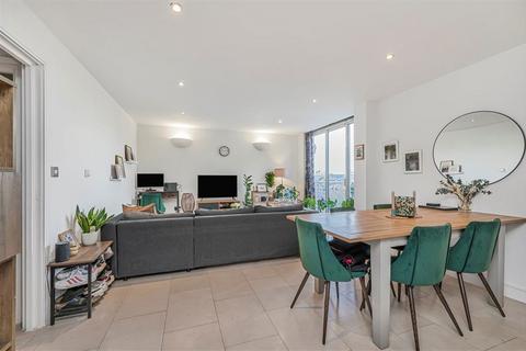 1 bedroom flat for sale, Borough High Street, London SE1