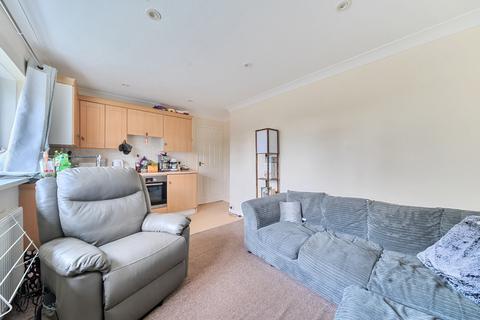 2 bedroom flat for sale, Old Glebe, Fernhurst, Haslemere, West Sussex, GU27