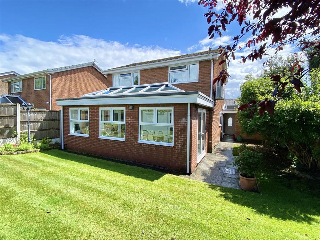 2 Eldon Drive-18.jpg