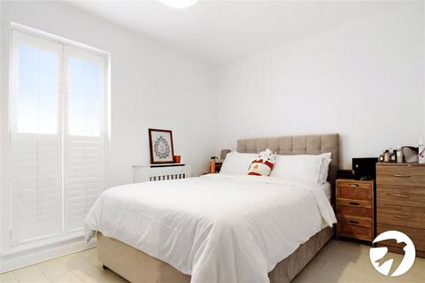 1 bedroom flat to rent, Carmichael Avenue, Greenhithe, Kent, DA9