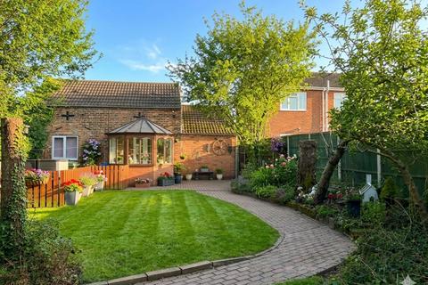 undefined, Sandtoft Road, Doncaster, DN9