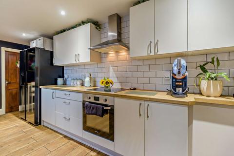 undefined, Sandtoft Road, Doncaster, DN9