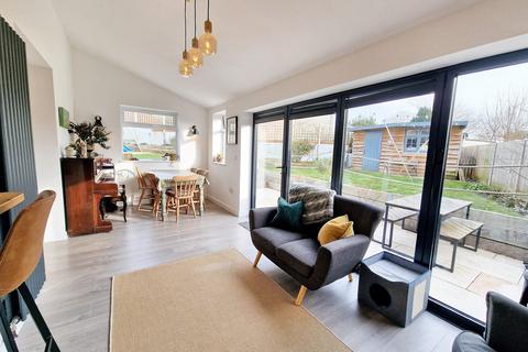 3 bedroom semi-detached house for sale, Bridport