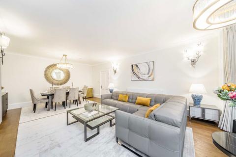 undefined, Holland Park, London W11