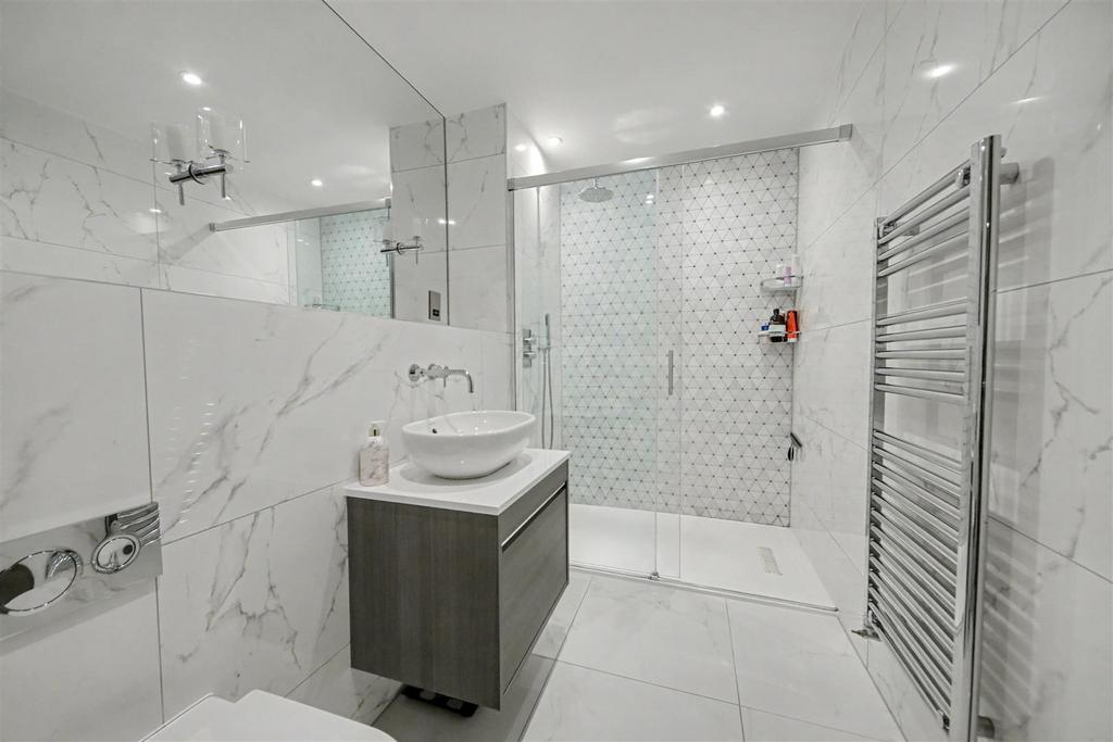 En-Suite.jpg