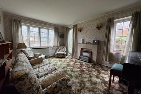 3 bedroom detached house for sale, The Green, Quenington, Cirencester, Gloucestershire, GL7
