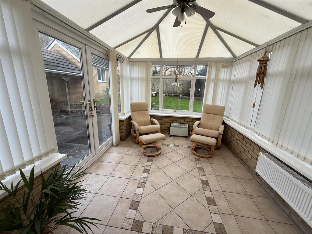 Conservatory Room