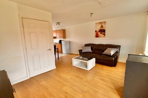 3 bedroom townhouse for sale, 25 Thornwood Close, Thurnscoe, Rotherham, South Yorkshire S63 0LJ