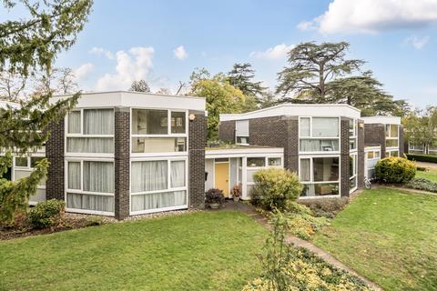 undefined, Templemere, Weybridge, KT13