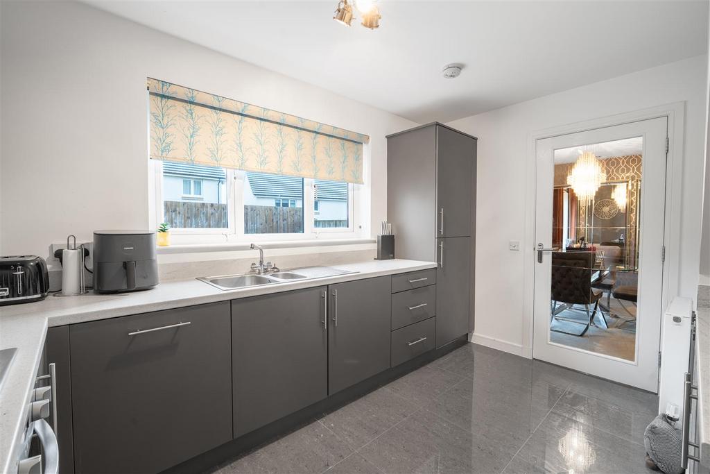 Kitchen-1.jpg