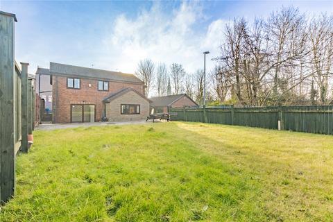 3 bedroom detached house for sale, Calf Hey South, Greater Manchester OL11