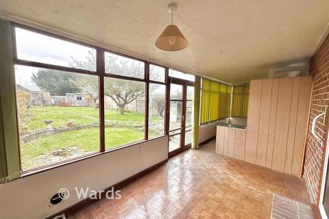 3 bedroom semi-detached bungalow for sale, Upper Avenue, Meopham, Kent