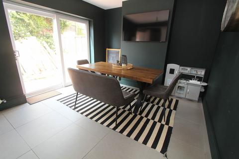 3 bedroom semi-detached house for sale, Standhills Road, Kingswinford DY6