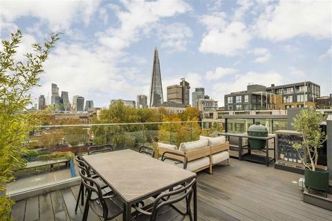 3 bedroom terraced house for sale, Hilary Mews, London SE1