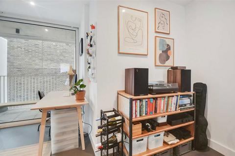 1 bedroom flat for sale, New Tannery Way, London SE1