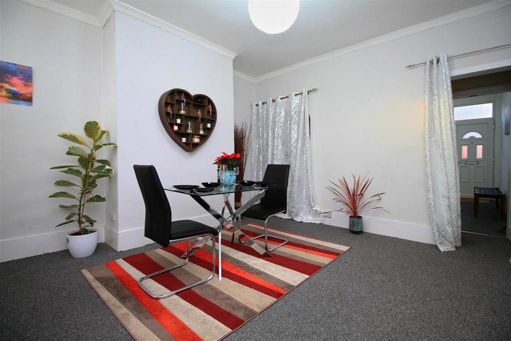 Dining Room.jpg