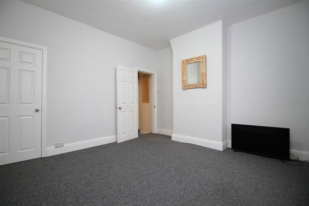 Bedroom one..jpg
