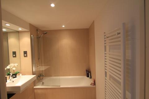 2 bedroom flat to rent, Forge Square, London, London E14