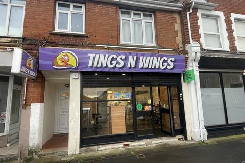 Property to rent - High Street, Clacton-on-Sea, CO15