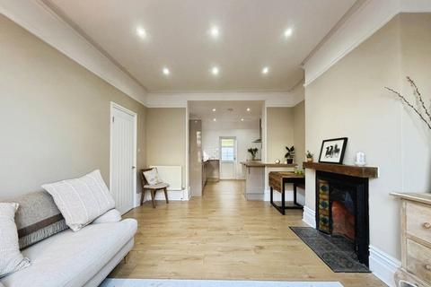 2 bedroom flat for sale, Bournemouth Road, Folkestone